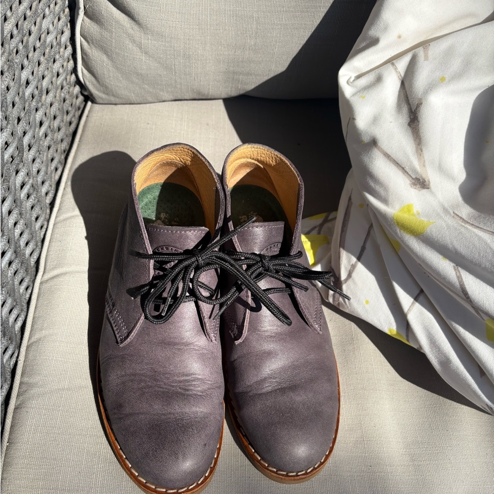 ROOTS Women’s Dewberry chukka boot leather inside and outside with gum soles - Picture 3 of 6